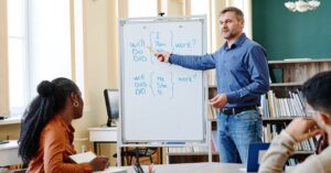 20 Grammar Bahasa Inggris Intermediate yang Wajib Kamu Kuasai