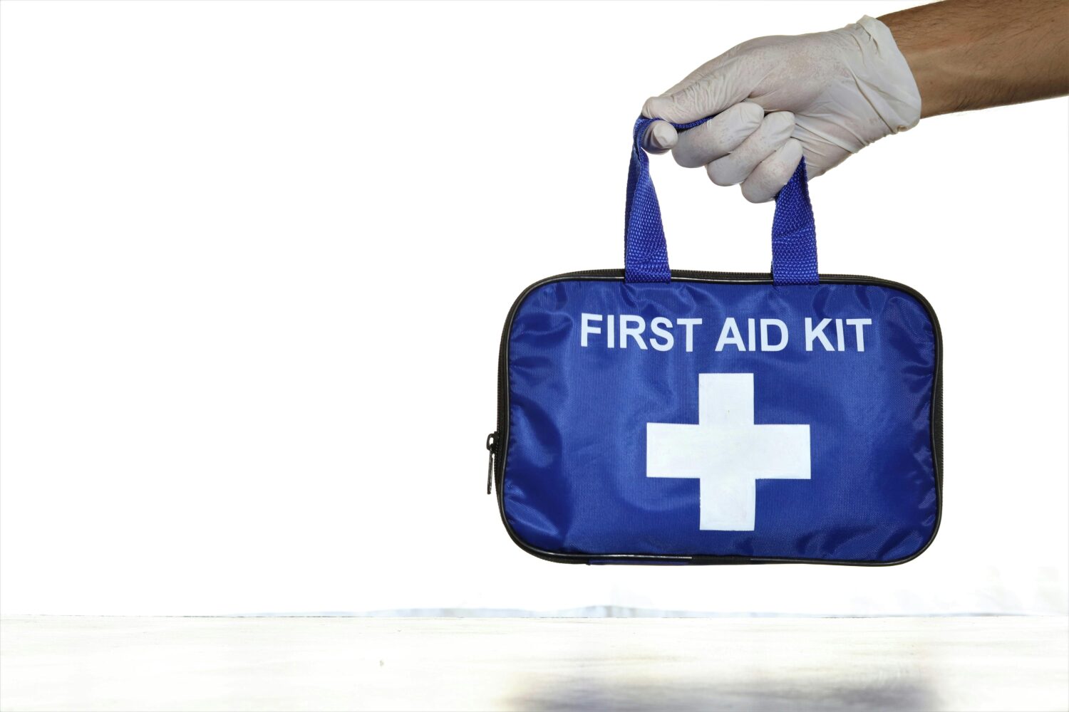 6 Item yang Wajib Ada di P3K (First Aid Kit) untuk Event Outdoor