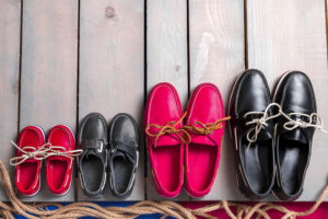 7 Hubungan antara Tinggi Badan dengan Ukuran Sepatu Seseorang