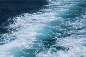 5 Alasan Kenapa Air Laut Asin sementara Air Sungai Tawar