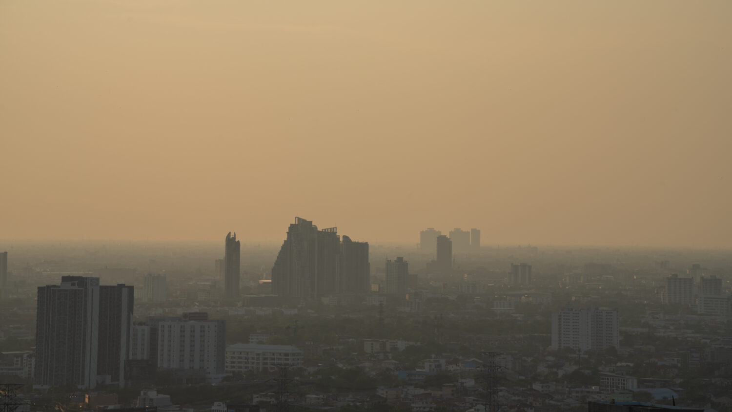 10 Tips Menghadapi Polusi Udara di Kota Besar yang Makin Parah Akhir-akhir Ini