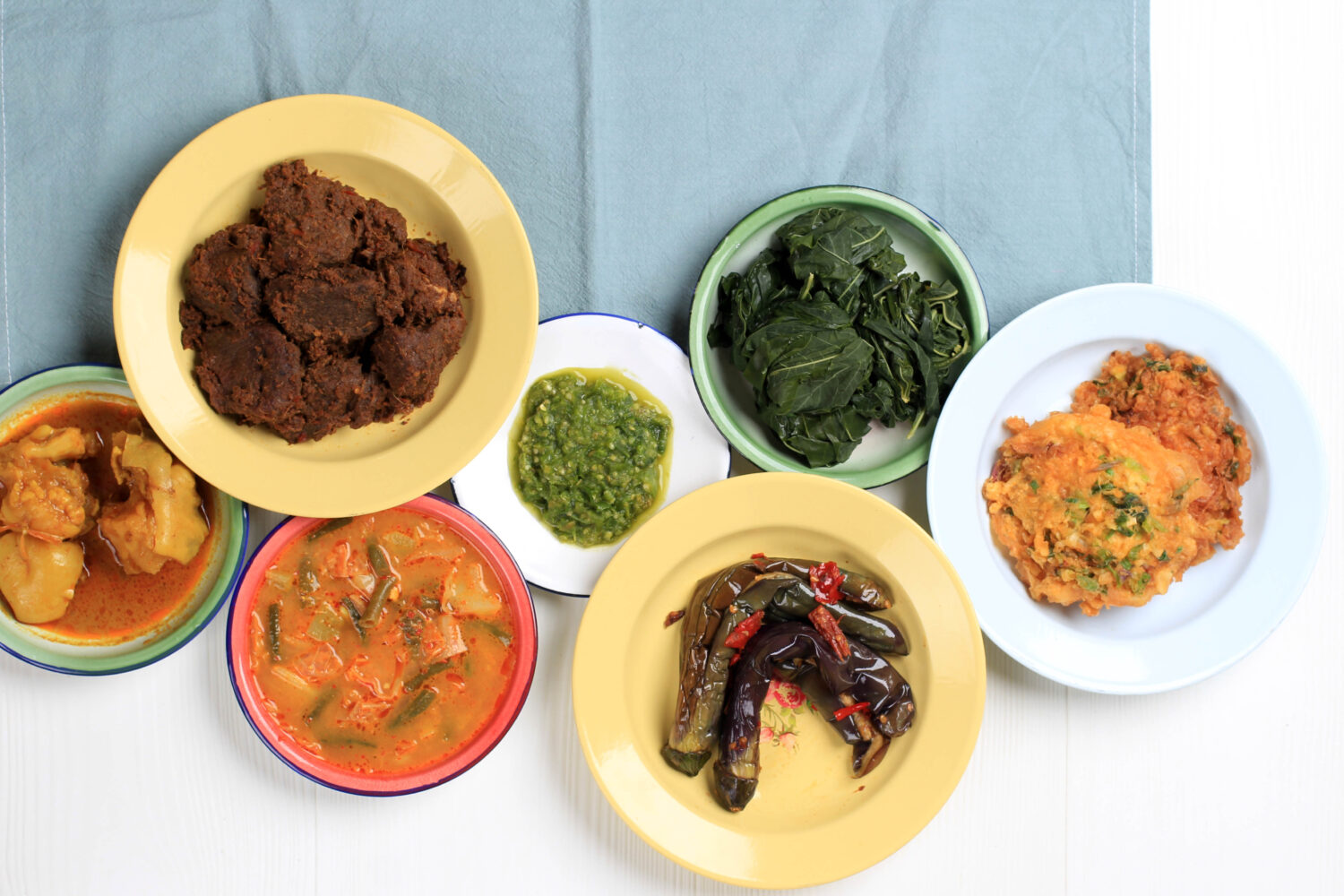 7 Tips Mengatasi Rasa Malas dan Ngantuk Pas Puasa di Tempat Kerja