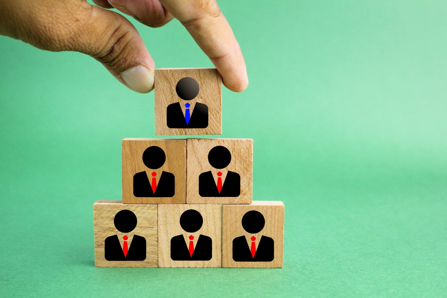 8 Tips Menjadi Pemimpin Organisasi yang Baik dan Disukai Anggota