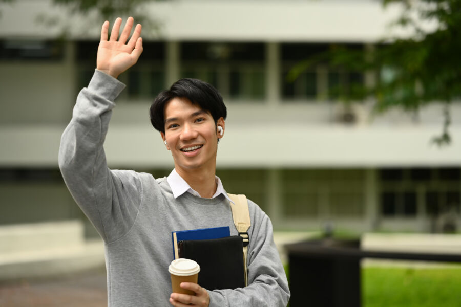 10 Manfaat Memiliki Relasi dengan Alumni untuk Informasi Dunia Kerja