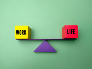 5 Perbedaan Antara Work Life Balance dan Work Life Integration